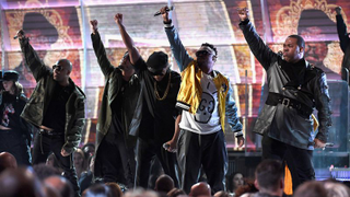 Busta Rhymes thanks “President Agent Orange” at the Grammys